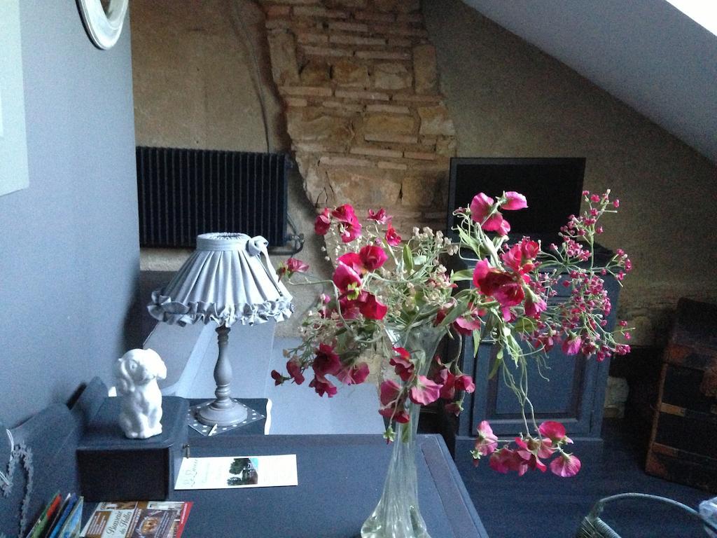 Bed and Breakfast Le Lavoir Châteauroux Zimmer foto