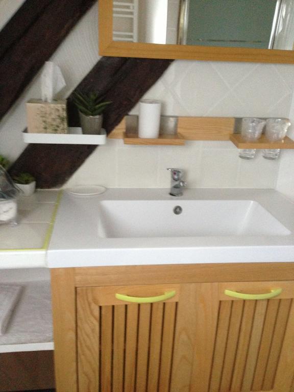 Bed and Breakfast Le Lavoir Châteauroux Zimmer foto